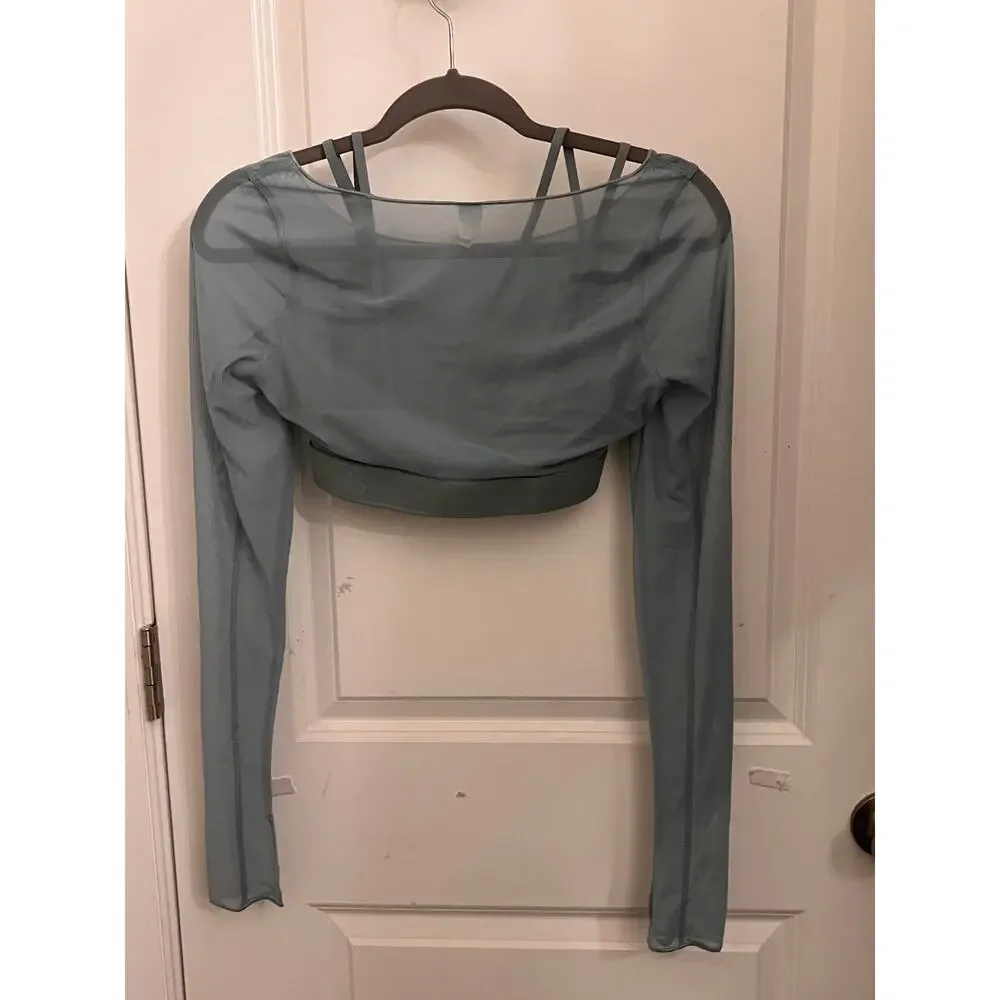 Alo Yoga Airlift Ballet Dream Long Sleeve Bra Top S Cosmic Grey Athleisure chic